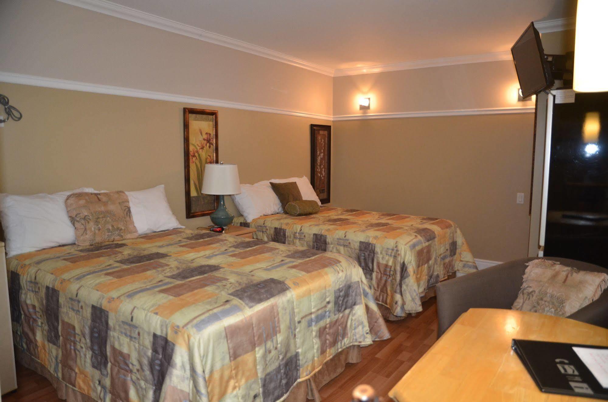 Motel Derfal Repentigny Exterior photo