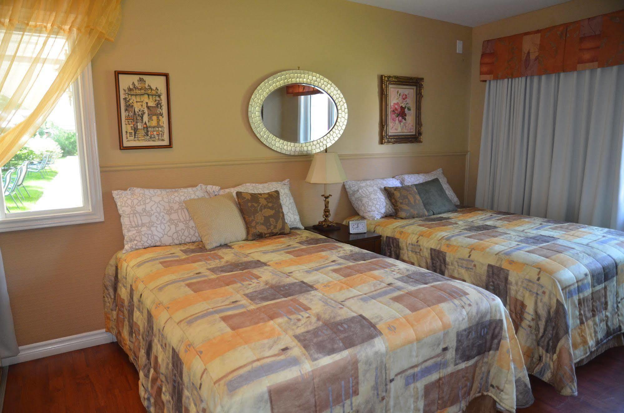 Motel Derfal Repentigny Exterior photo